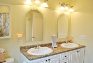 21 Cheshire St Nashua NH 03064