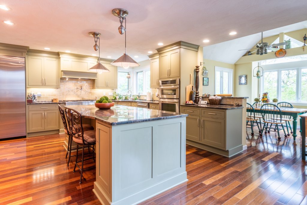 Luxury Home for Sale! Sky Meadow, 17 Appletree Green, Nashua, NH 03062