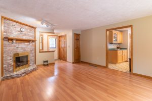 10 Lisa Dr. Nashua, NH 03062