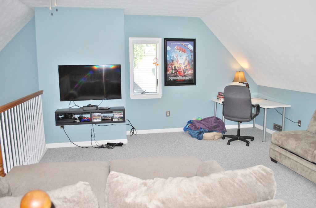 Glen Abbey Townhome for Sale! 52 Prestonfield Rd., Nashua, NH 03064