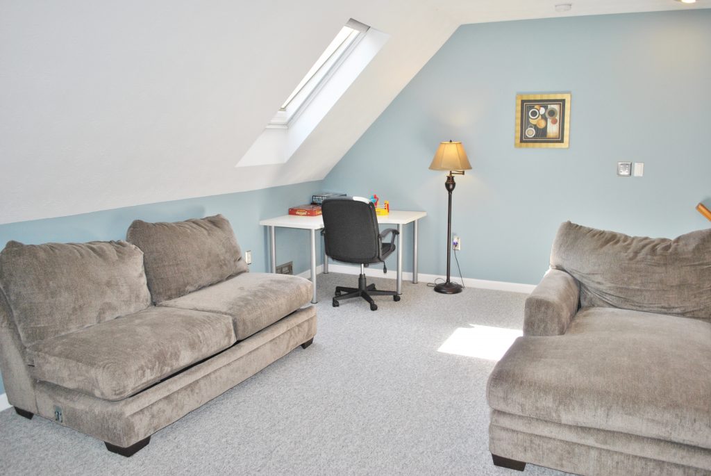 Glen Abbey Townhome for Sale! 52 Prestonfield Rd., Nashua, NH 03064