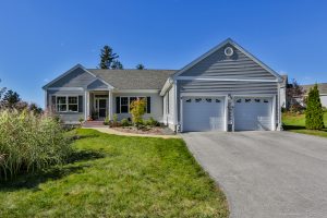 10 Fells Dr. Amherst, NH 03031