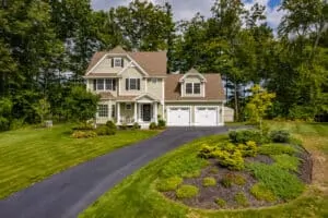 8 Crown Ct. Epping, NH 03042